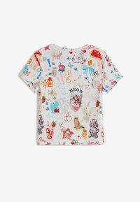Kortärmad, vit T-shirt med färgglada djurgrafik, stjärnor och lekfull text. Tillverkad av bomull med en avslappnad passform och rundad hals.