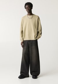 PULL&BEAR Pulover - beige