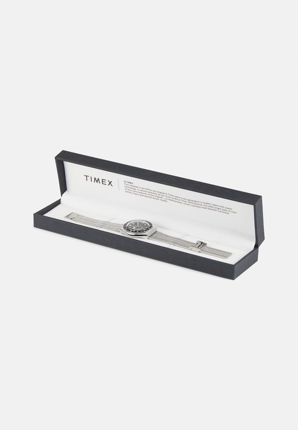 Q COLOR SERIES - Watch4