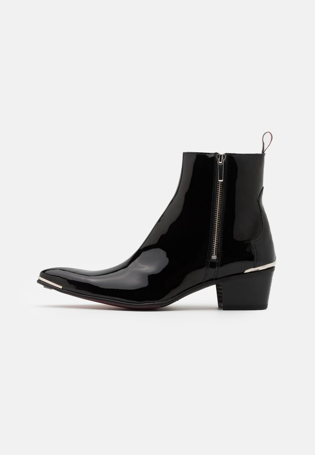 VEGAN SYLVIAN DOUBLE ZIP UNISEX - Cowboy/biker ankle boot - ultra black