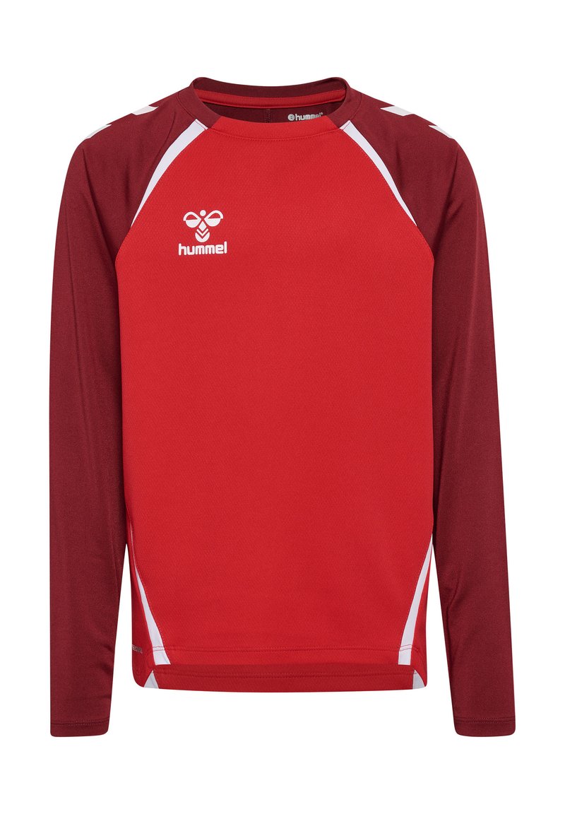 Rotes Sporthemd mit langen Ärmeln und strukturiertem Finish. Mit weißen Akzentstreifen und einem Logo auf der Brust. Raglanärmel in einem dunkleren Farbton.