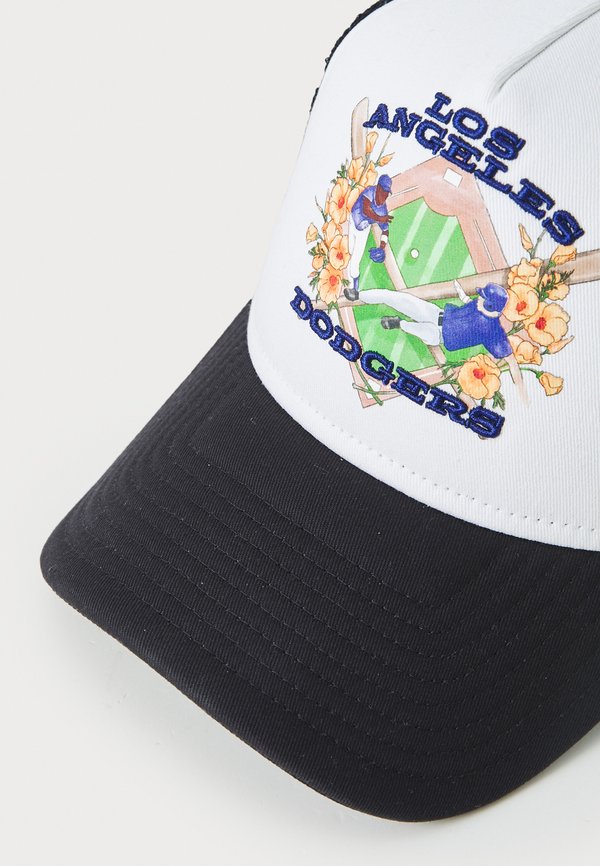 GRAPHIC TRUCKER UNISEX - Cap3