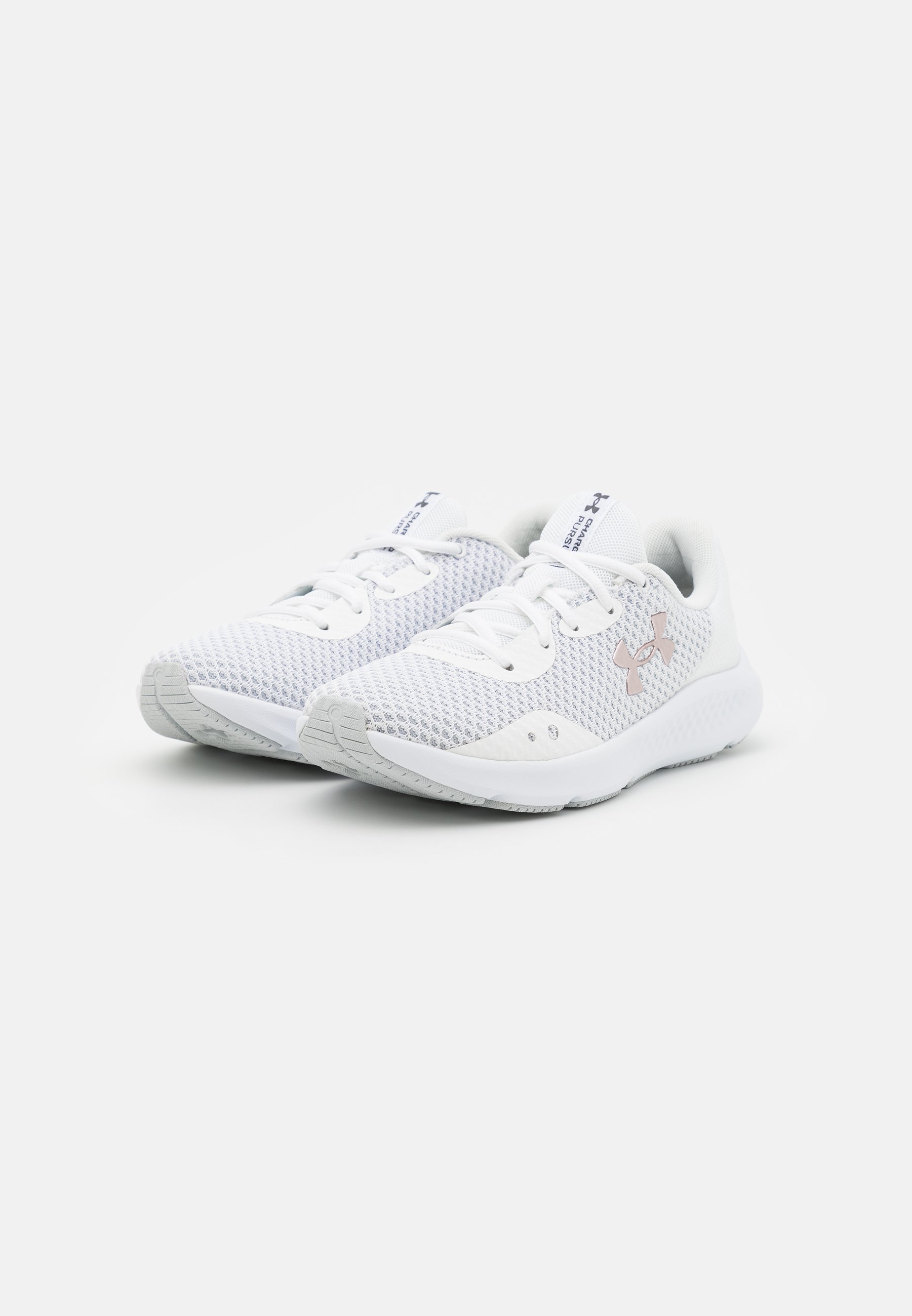 vm trainers white