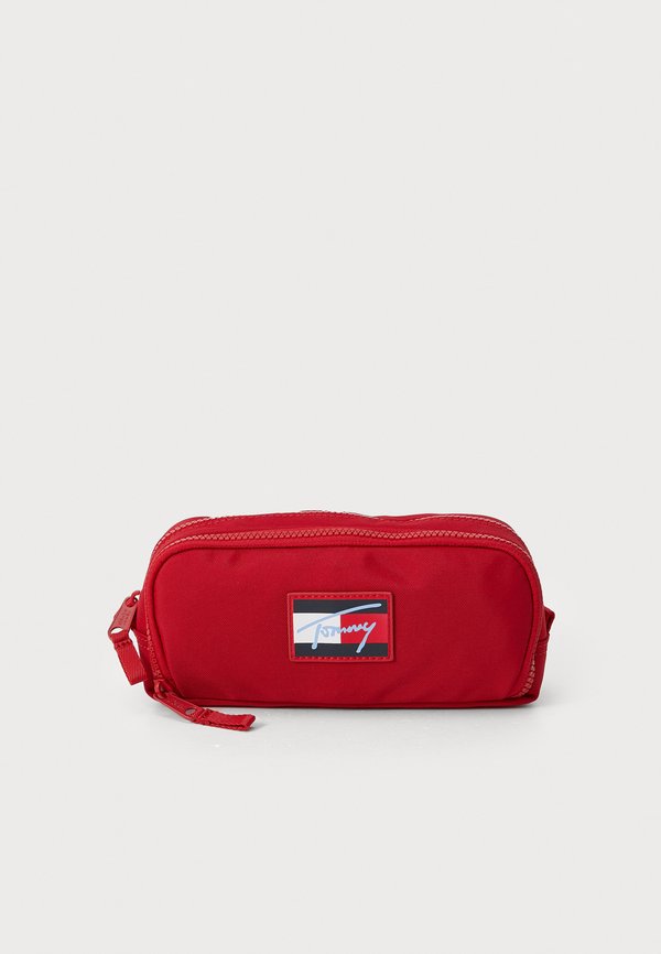 SCRIPT FLAG PENCIL CASE UNISEX - Federmäppchen