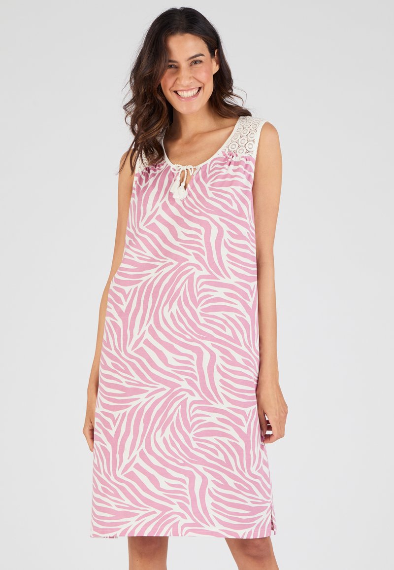 Camicia da notte senza maniche di colore rosa con righe bianche a zebra, con scollatura in pizzo, fiocco decorativo e texture morbida. Design di lunghezza media.