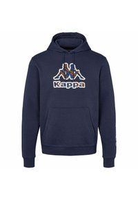 Sudadera de color azul marino hecha de una mezcla de algodón, con un bolsillo canguro y un destacado logo de Kappa en blanco, naranja y azul en el pecho.