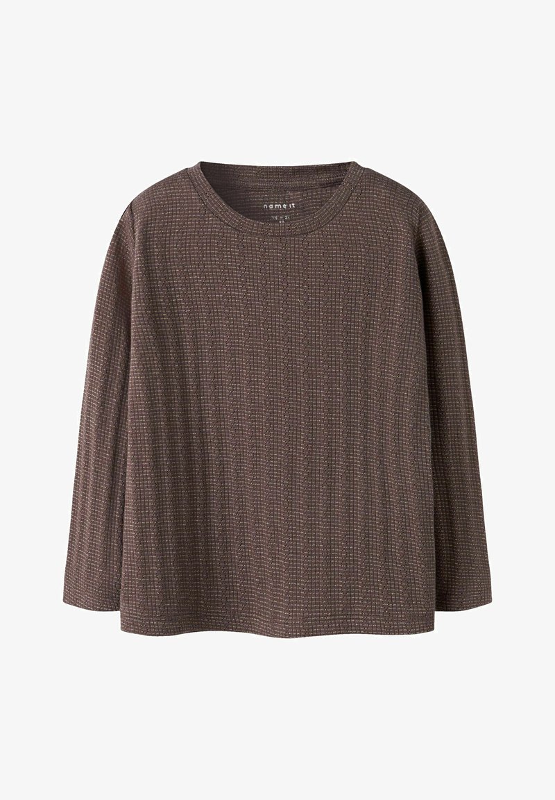 Top long à manches, marron texturé avec un design côtelé. Présente un col rond et une coupe décontractée. Convient pour une tenue décontractée.