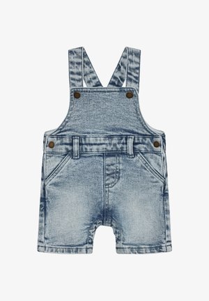 Denim shorts med seler i lyseblå med justerbare skulderstropper, knapdetaljer og fire lommer. Blød tekstur med en falmet finish.