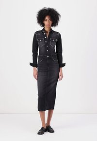 LIU JO ABITO LUNGO - Robe en jean - black denim