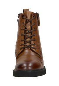 Bruine leren enkellaars met een ronde neus, voorzien van een vetersluiting aan de voorkant, zijritsen en een gemêleerde zwarte rubberen zool.