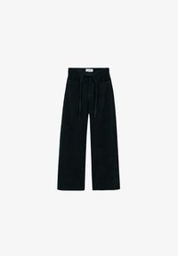 Unselected, dark green