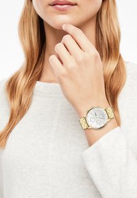 s.Oliver Montre à aiguilles - gold-coloured