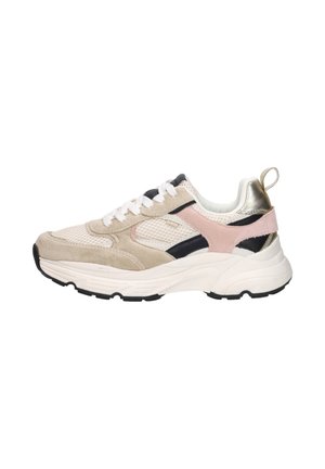 Lichtbeige, roze, zwarte en witte sneaker met mesh- en suède details, dikke witte zool, witte veters en metalen gouden hielstuk.