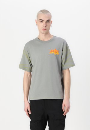 BOXT  - T-shirt z nadrukiem