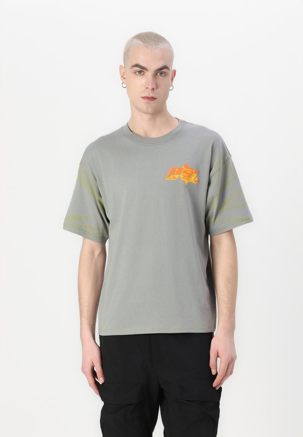 BOXT  - Print T-shirt - olive