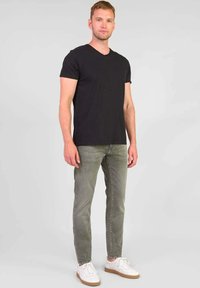 Le Temps Des Cerises Slim fit jeans - grey