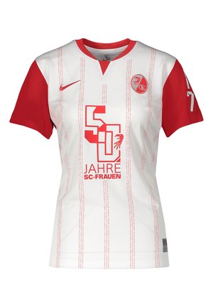 Maillot blanc et rouge à manches courtes avec fines rayures verticales, logo du sponsor rouge "50 Jahre SC-Frauen" et écusson rond de l'équipe sur la poitrine.