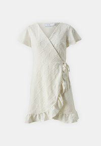 Επιλέχθηκε, eggnog