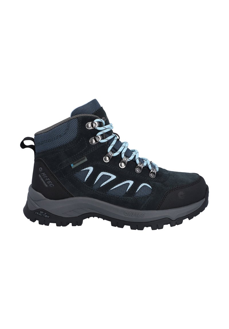 Schwarzer und blauer Wanderschuh aus Wildleder und Mesh-Material, mit Metallösen und kontrastierenden Schnürsenkeln, unterstützt von einer robusten Gummisohle.