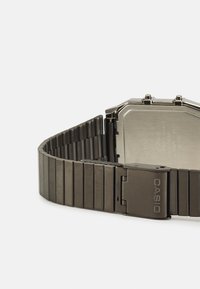 Casio UNISEX - Montre à affichage digital - gunmetal/green