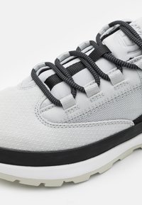 Timberland EURO TREKKER - Sporta apavi - light grey