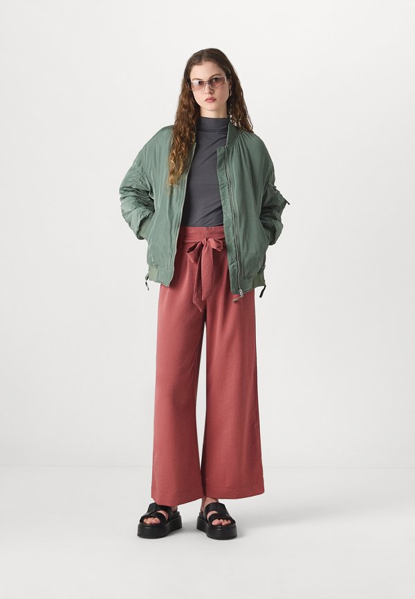 ONLMARSA SOLID PAPERBAG PANT - Trousers - apple butter4