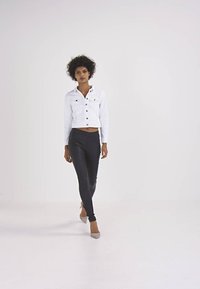 Kaffe KAADA - Leggings - Calças - midnight marine