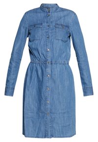 Vaaleansininen farkkupaitamekko, jossa on pitkät hihat, napitettu etuosa, kaksi rintataskua ja kuminauhavyötärö istuvan siluetin luomiseksi.