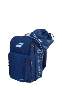 Marine rugzak van duurzaam materiaal met meerdere ritscompartimenten, oranje ritsgrepen en een trekkoord bovenaan voor extra opbergruimte.