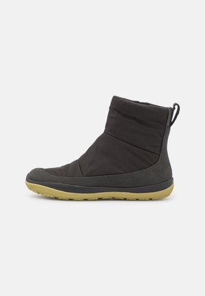 PEU PISTA - Botas para la nieve - medium brown