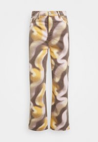 Jeans de ganga desbotados com um padrão ondulado em tons de castanho, amarelo e rosa. Apresentam um design clássico de cinco bolsos e um corte reto.