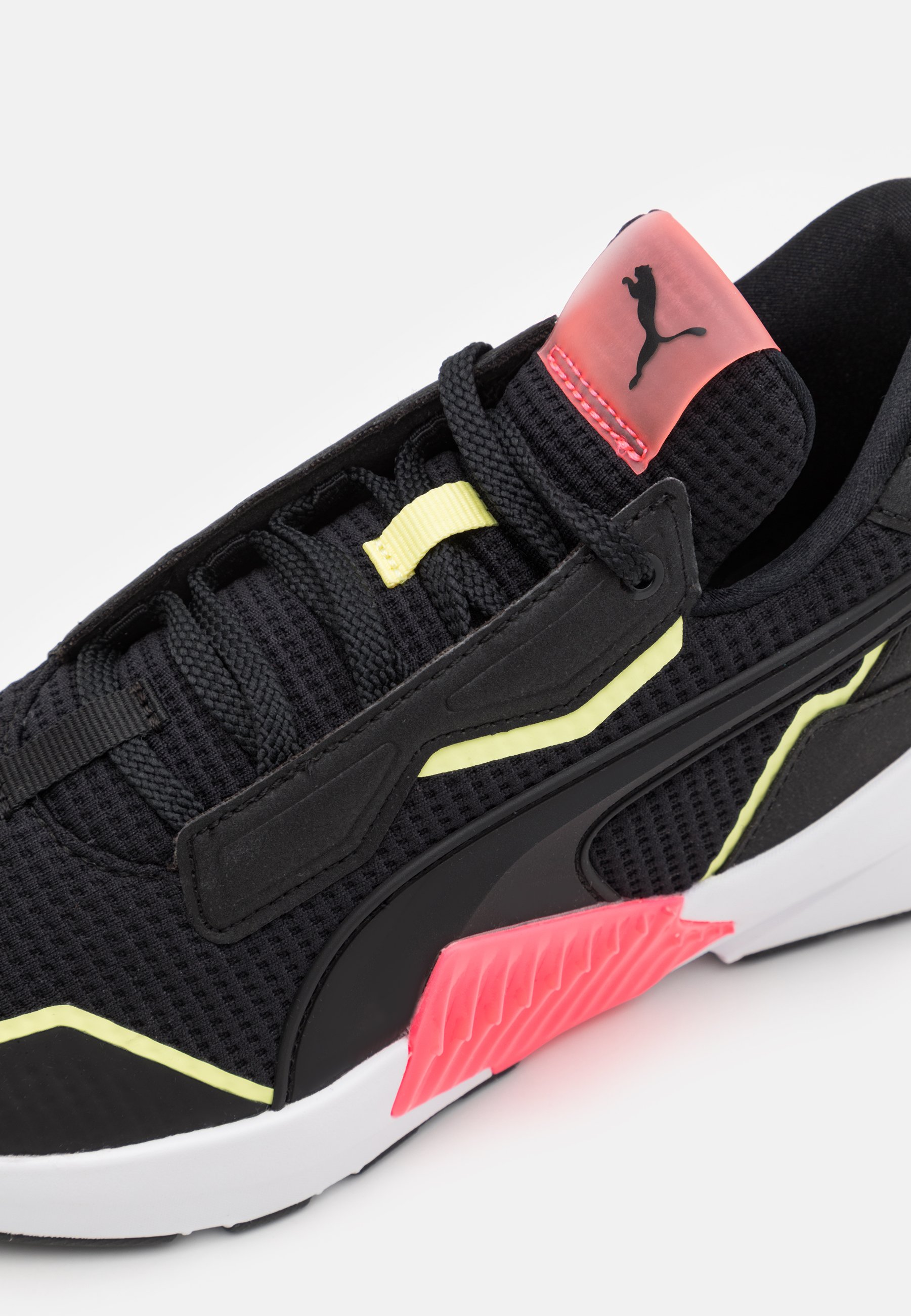 puma latest sports shoes