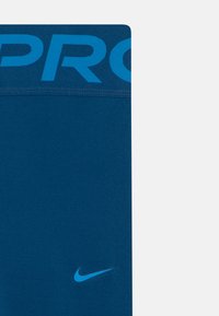 Nike Performance DF PRO LEGGINGS - Tajice - court blue/light photo blue