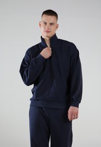 EOSELIO UNISEX ELEVATE - Sweatshirt - midnight navy