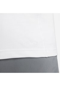 Nike Performance M NK DF PRIMARY STMT TANK - Top - white white