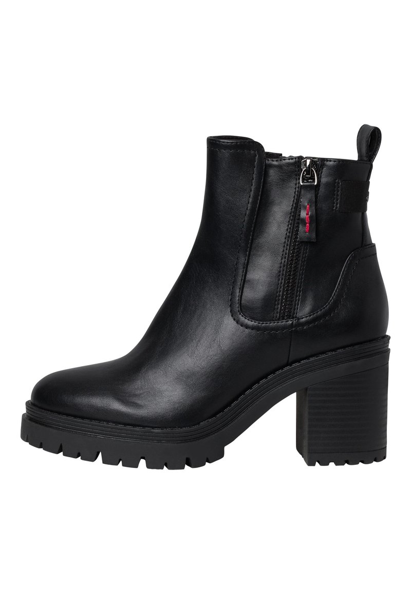 s.Oliver Bottines à plateau - black