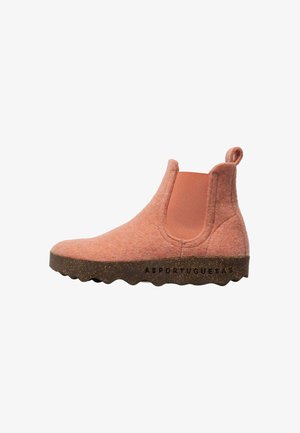 Rosa Filz-Stiefelette mit elastischem Seitenteil und dunkelbrauner gewellter Sohle mit dem Markennamen Asportuguesas.