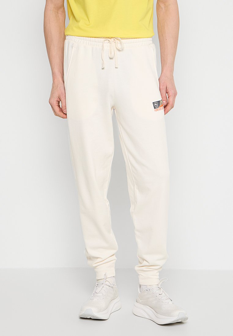 Puma Trainingsbroek wit Puma Trainingsbroek wit