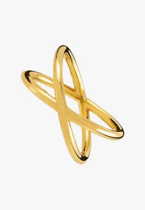 Anillo de oro con bandas entrelazadas. Superficie suave y pulida con un acabado reflectante. Diseño moderno con una forma elegante y minimalista.