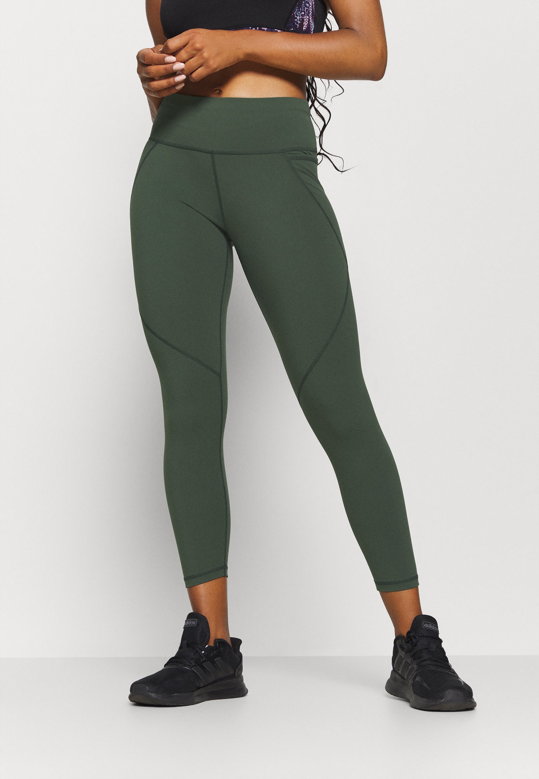 sweaty leggings