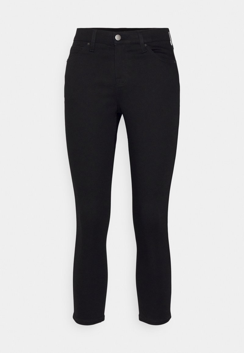 Vaqueros skinny negros hechos de material elástico. Incluye un clásico diseño de cinco bolsillos, presillas para el cinturón y un cierre frontal con botón.