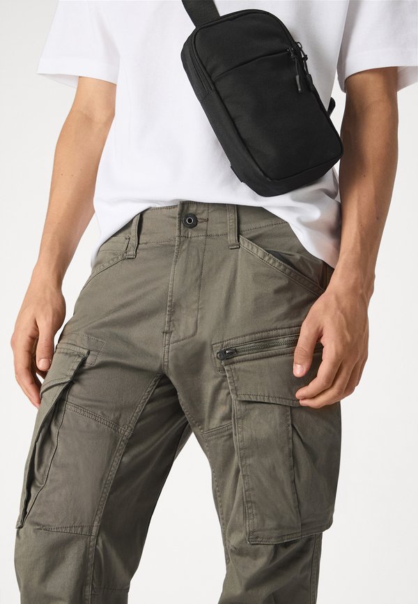 ROVIC ZIP TAPERED - Cargo trousers4