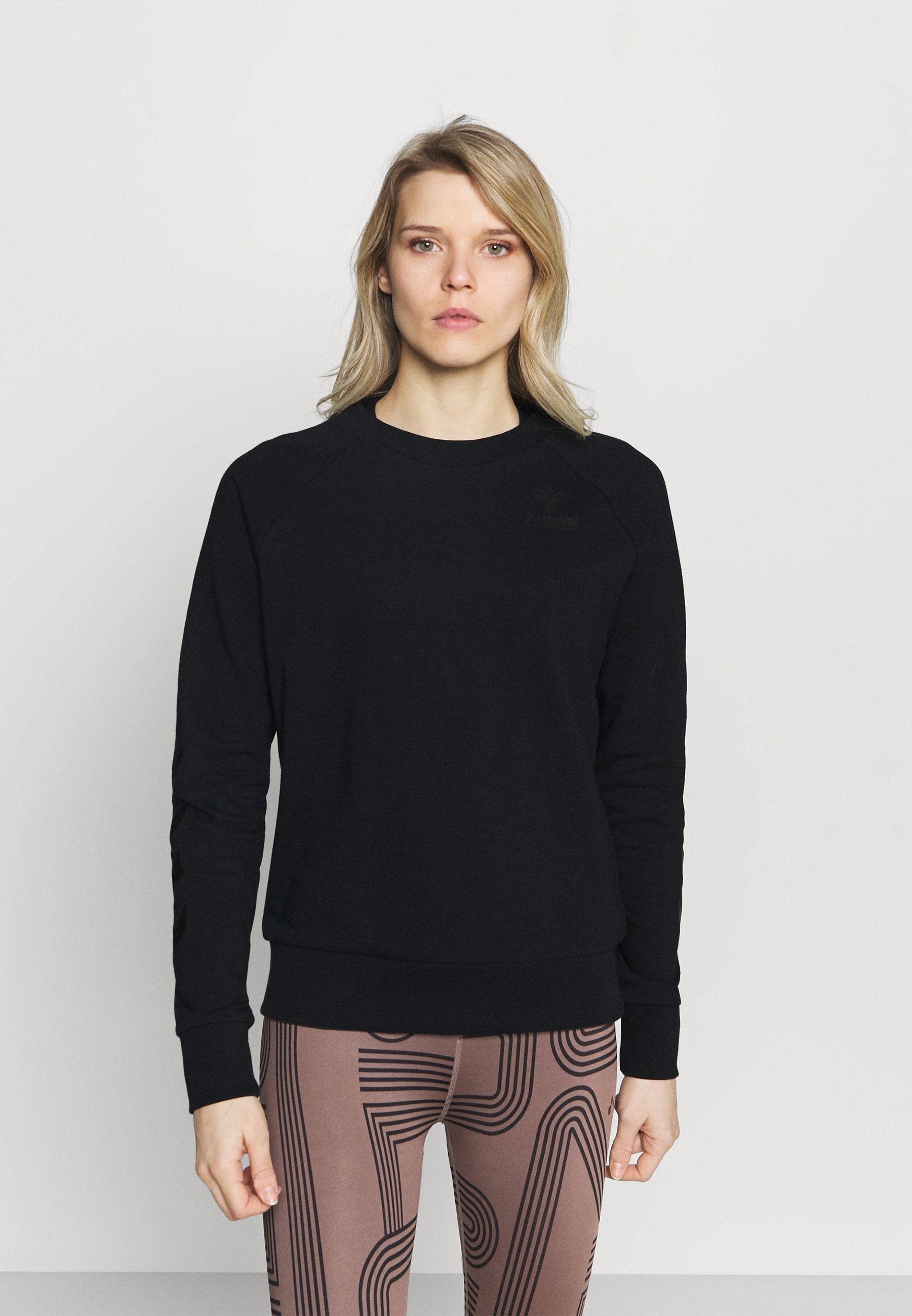 hummel noni sweatshirt