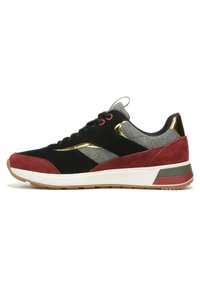 Unselected, black shiraz nubuck sde