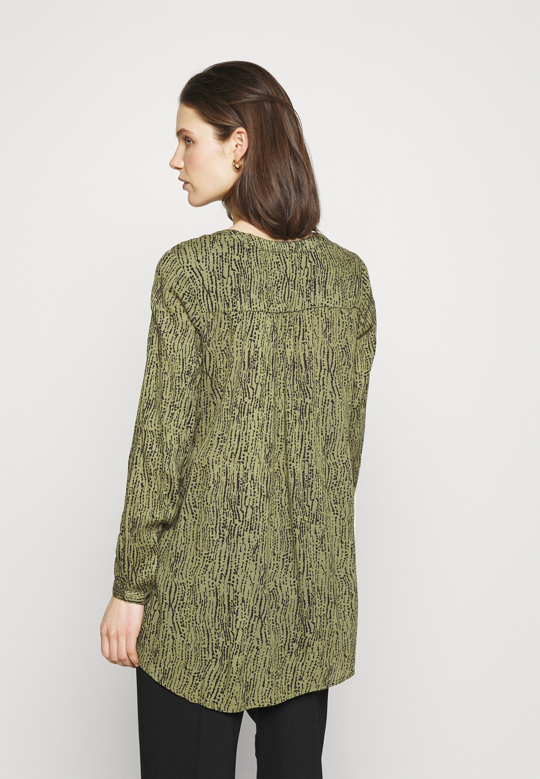 Women KARIALA AMBER - Tunic - olive/black Women KARIALA AMBER - Tunic - olive/black