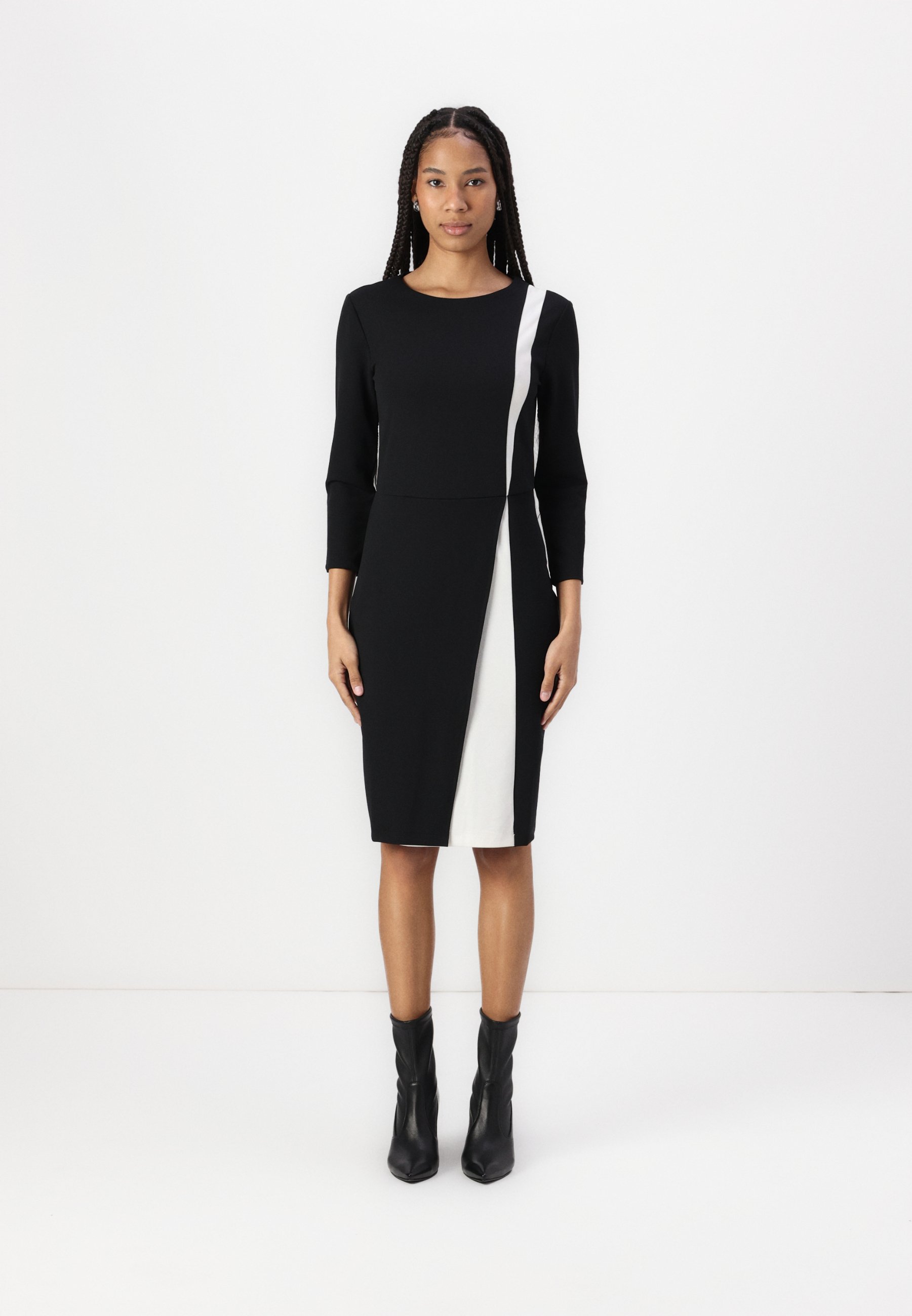 Anna Field CONTRAST OVERLAY FITTED MINI DRESS - Jersey dress - black/white/ black - Zalando.ie