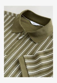 Non sélectionné, green white