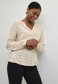 Kaffe MIRA PRINTED - Bluse - feather grey graphic print