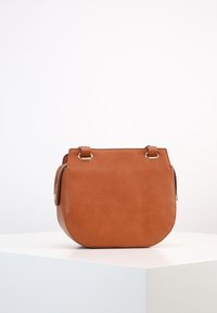 LIU JO Skuldertasker - cognac