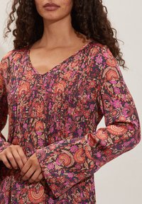 Odd Molly ROSEMARY - Freizeitkleid - dazzling pink